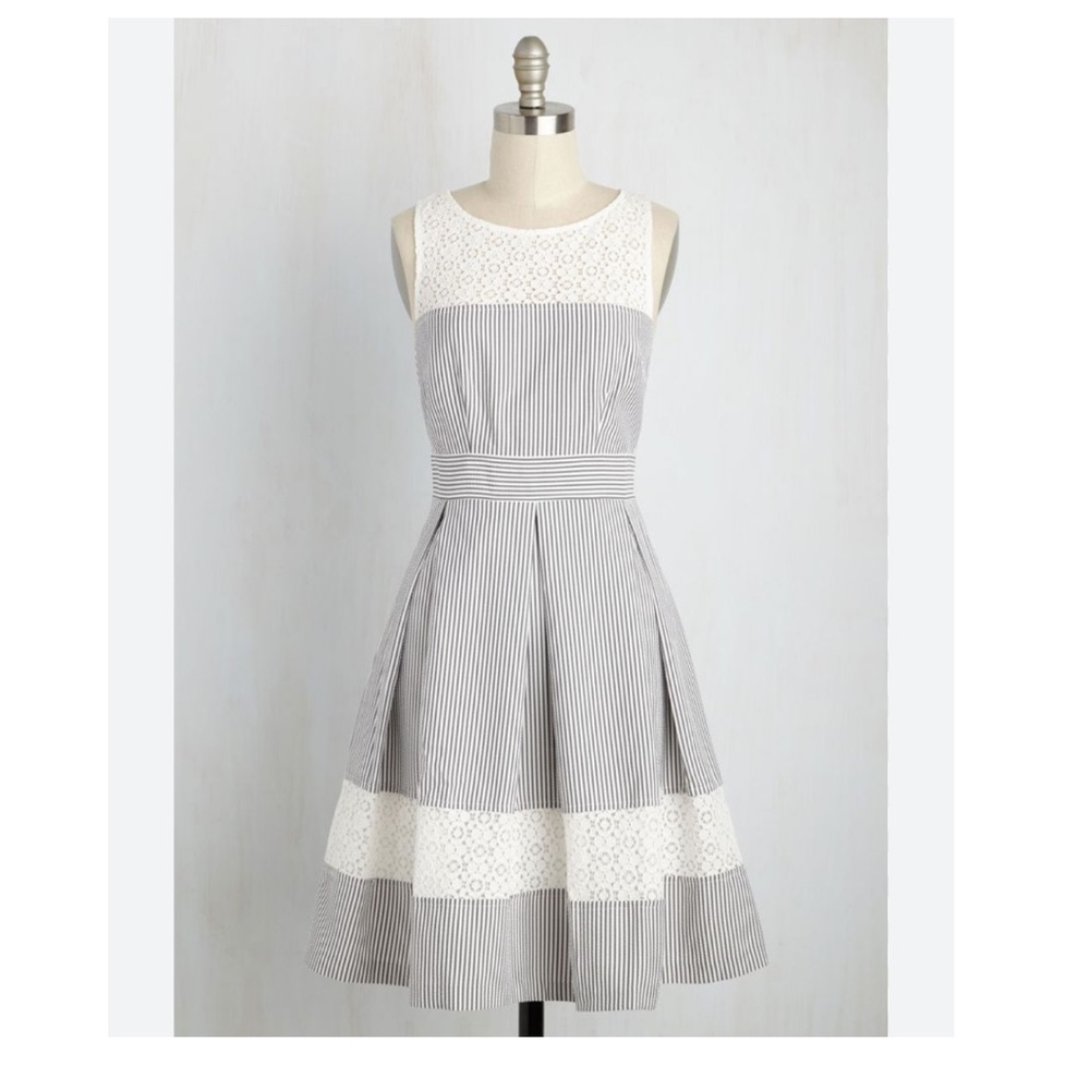London Times women’s lace dress size 10
